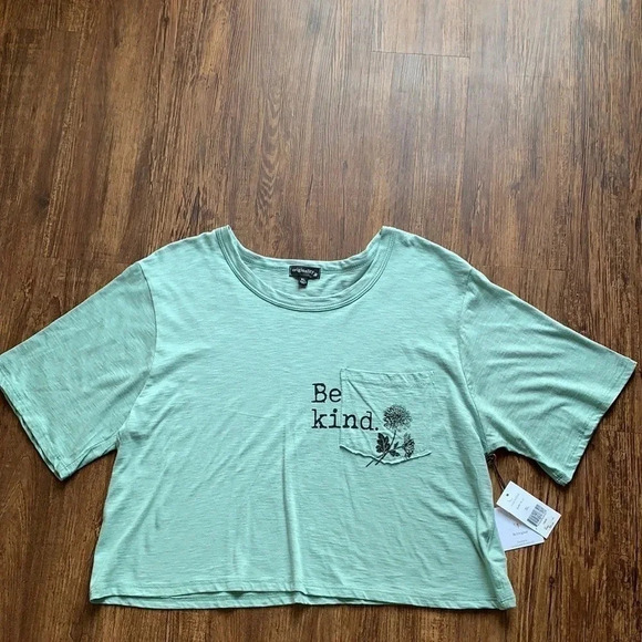 La La Creative Be Kind Graphic Crop T- Shirt Tee Jr - Picture 1 of 8